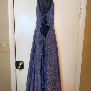 Prom dress brand new. Size 4,glitter purple